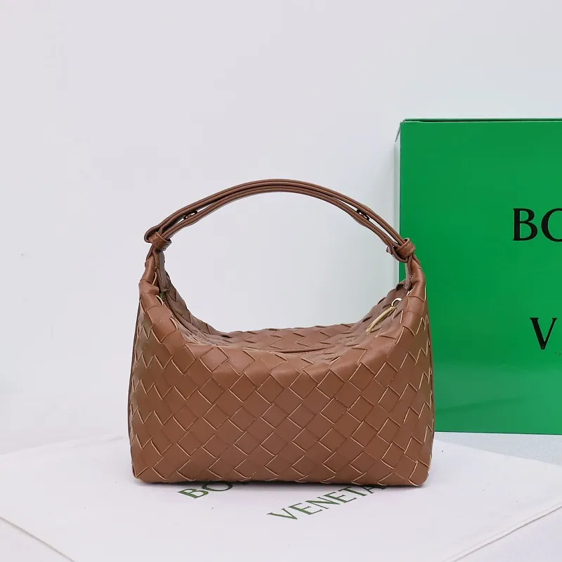 All categories Official website "Brand Women's Bags" Women's Bags 💙 BV 2026 new BV portable shoulder bag